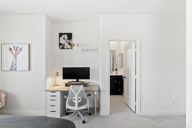 3619 N Fork Ave, Carlsbad CA: https://media.crmls.org/mediaz/520e1251-9bda-40c3-af8a-8ca0105ddd62.jpg