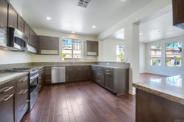 Image 7 of 38 For 10653 Golden Willow  143