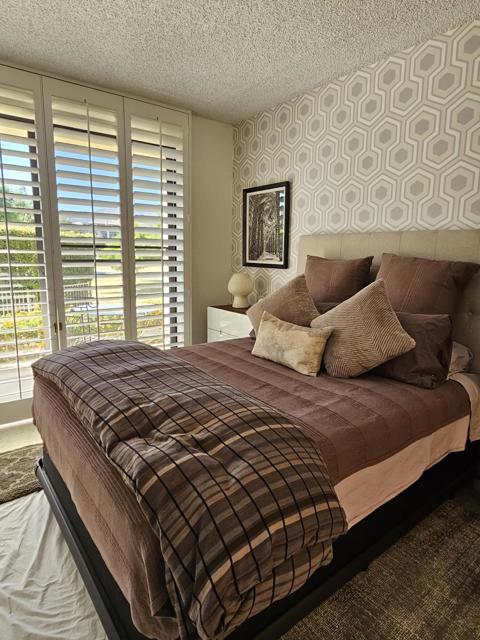 910 Island Drive, Rancho Mirage CA: https://media.crmls.org/mediaz/520f1959-06e6-4465-acef-4d6e3f322088.jpg