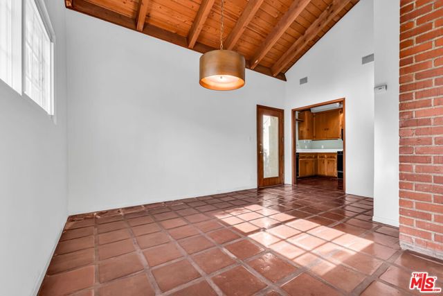 408 Talbert Street photo 7