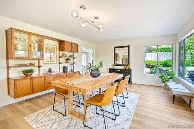 2025 Linda Ln, Carlsbad CA: https://media.crmls.org/mediaz/5210da3c-fe2f-4152-87f0-689442d48399.jpg
