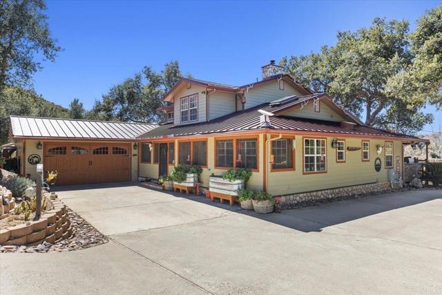 10499 Highway 79, Descanso CA: https://media.crmls.org/mediaz/52110908-8246-41aa-bfbe-57d4ff20f9d4.jpg