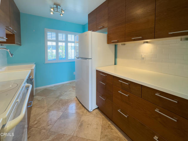 Detail Gallery Image 6 of 31 For 176 E Garden Gr, Port Hueneme,  CA 93041 - 2 Beds | 1 Baths