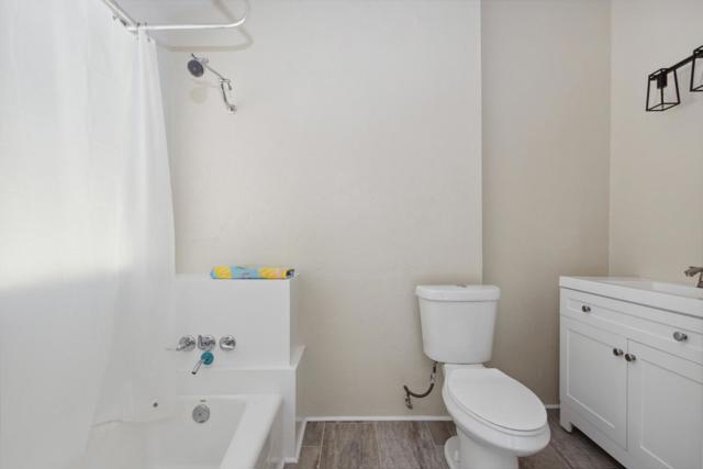 520 Laguna, Los Gatos CA: https://media.crmls.org/mediaz/521158c6-bf14-40a9-a9bb-8af582946806.jpg