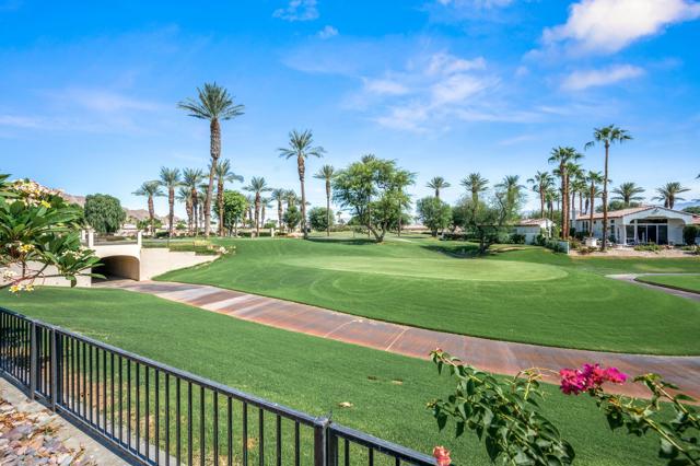 79005 Via San Clara, La Quinta CA: https://media.crmls.org/mediaz/521190ae-61f0-4e97-8683-284db4261895.jpg