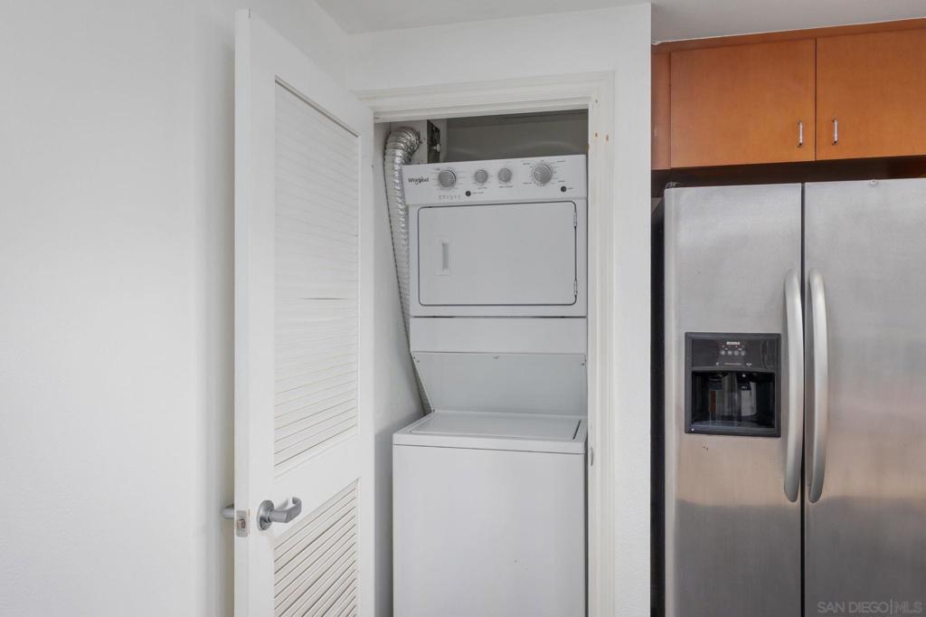 875 G St. - photo 6