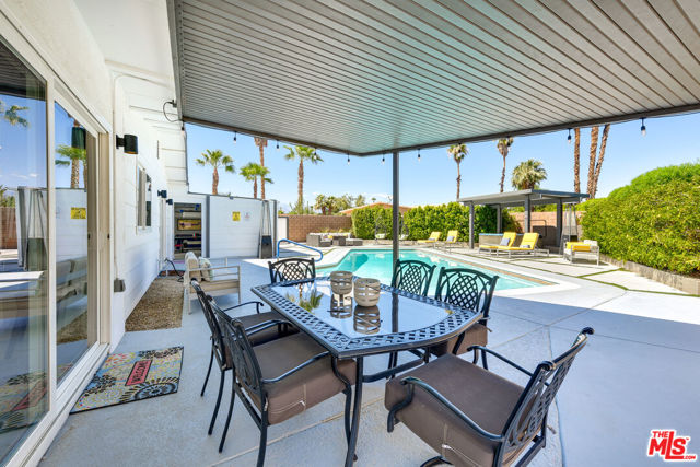 2146 N Blando Road, Palm Springs CA: https://media.crmls.org/mediaz/52135c25-e717-41a5-ae5f-0597446df851.jpg