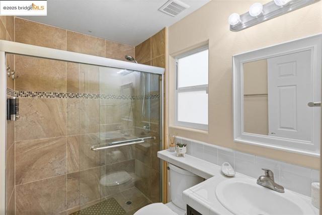 1164 Lexington Way, Livermore CA: https://media.crmls.org/mediaz/5214d18e-d64e-4bf0-aa86-f17496f5a673.jpg