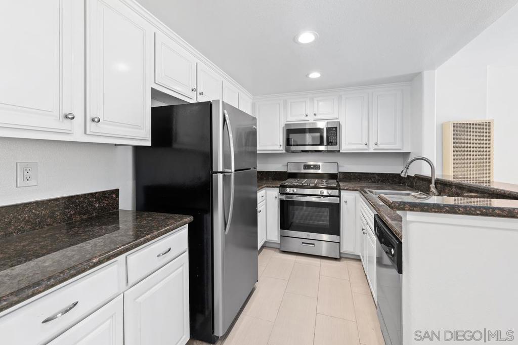 3957 Nobel Dr - photo 9