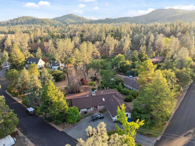 13289 Moccasin Lane, Shasta Lake CA: https://media.crmls.org/mediaz/5215c180-81c4-439e-bf34-f36b36b216fd.jpg