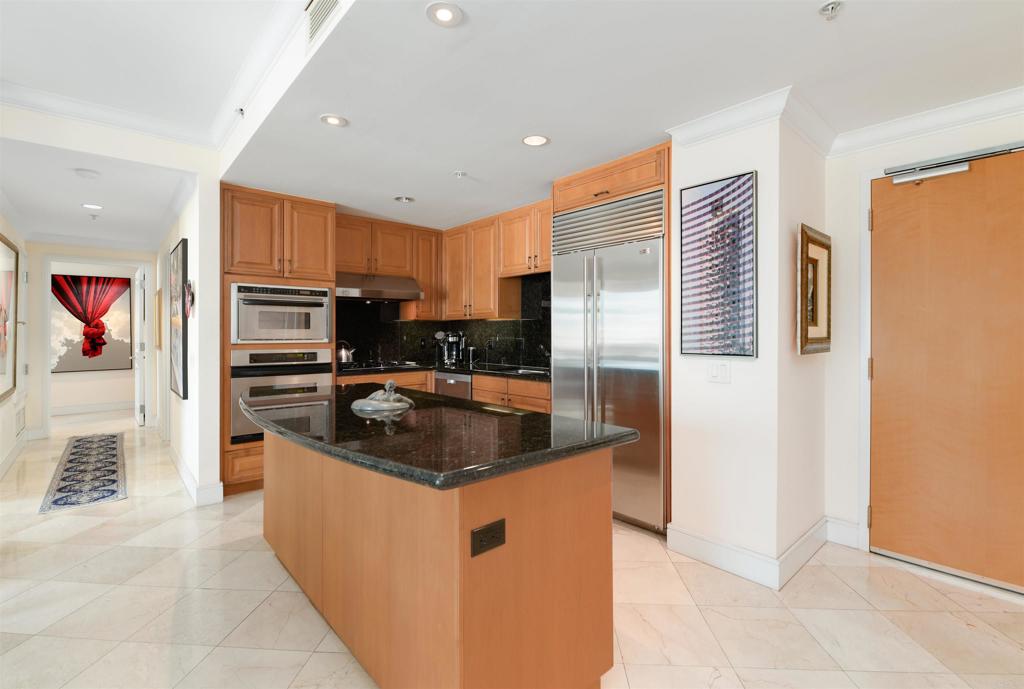 645 Front Street - photo 7