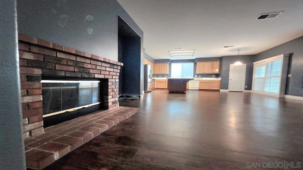 MLS #250045017SD image #20