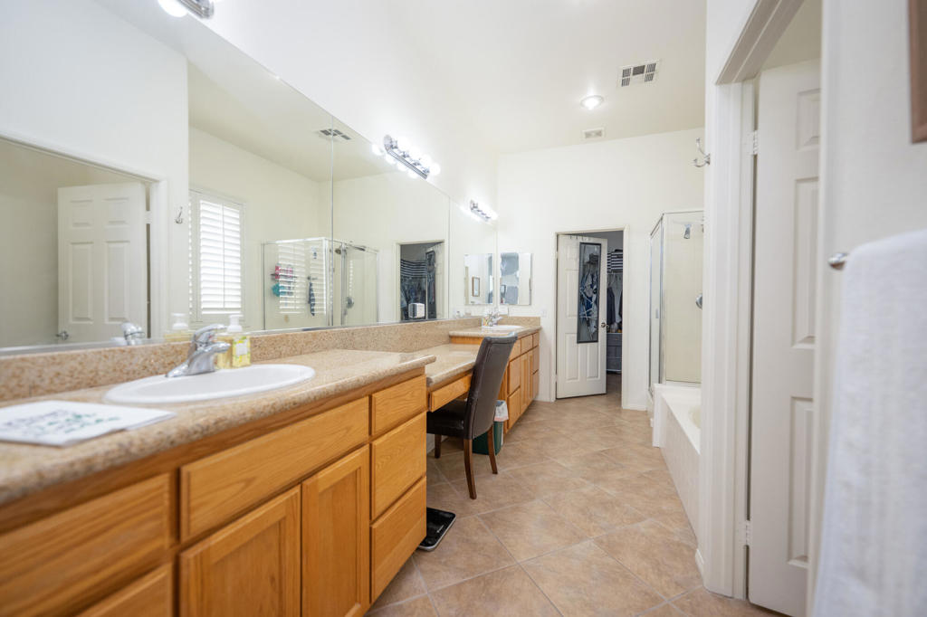 MLS #219138325DA image #13