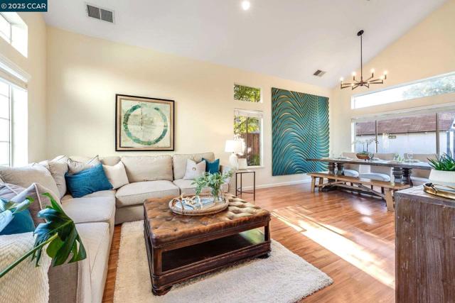 1021 Montclair Court, Livermore CA: https://media.crmls.org/mediaz/5216ce6a-7f9c-4b4c-b851-b12b08746410.jpg
