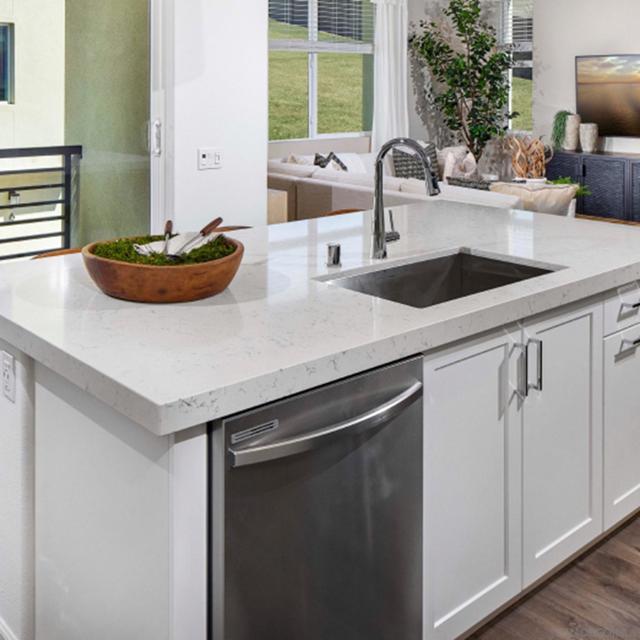 852 Makani Street, Chula Vista CA: https://media.crmls.org/mediaz/521717d7-b12e-4292-8092-f5e52dd90d03.jpg