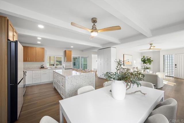 Detail Gallery Image 15 of 75 For 4404 Voltaire St, San Diego,  CA 92107 - 4 Beds | 3 Baths