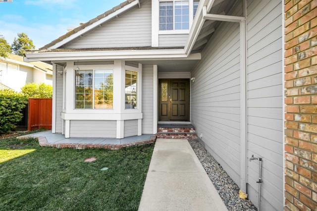 3473 Edinburgh Dr, Livermore CA: https://media.crmls.org/mediaz/5218622d-983d-4c19-9813-dcf427b0e642.jpg
