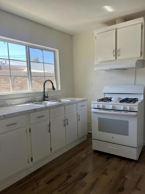 9816618E-85E4-419E-BF48-4BA992EE9727