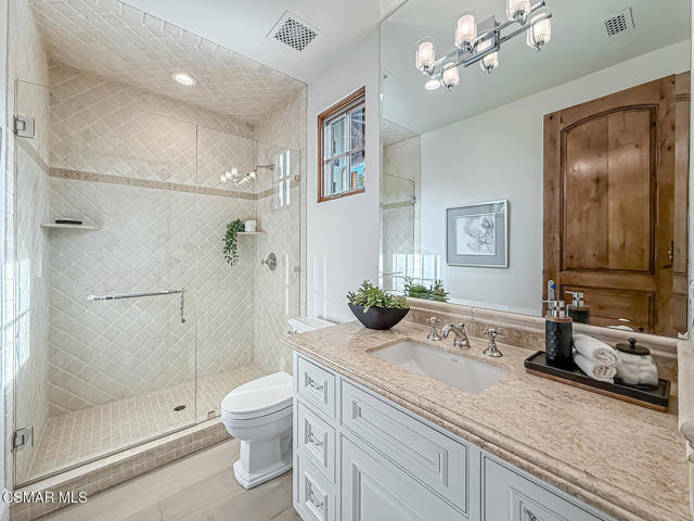 25877 Shady Oak Lane, Valencia CA: https://media.crmls.org/mediaz/5218c4aa-3ca4-49f7-862e-c3f59b84e78d.jpg