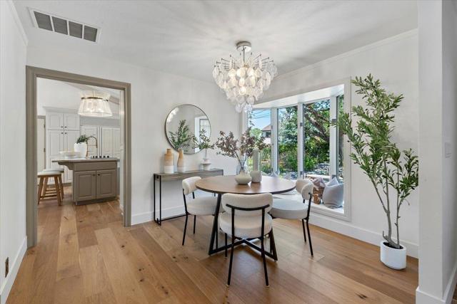 17095 Summit Way, Los Gatos CA: https://media.crmls.org/mediaz/521b8fc8-2fb4-4dc4-bea2-f33721f3e8c5.jpg