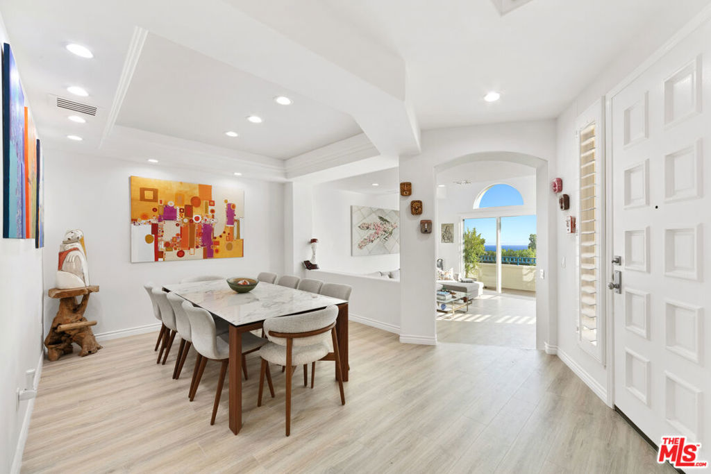 6463 Zuma View Place #167