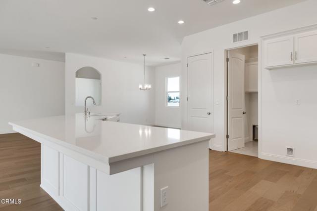 8707 Kenwick Street, Bakersfield CA: https://media.crmls.org/mediaz/521c2f6b-bf9d-410f-b3df-55ee4321a31d.jpg