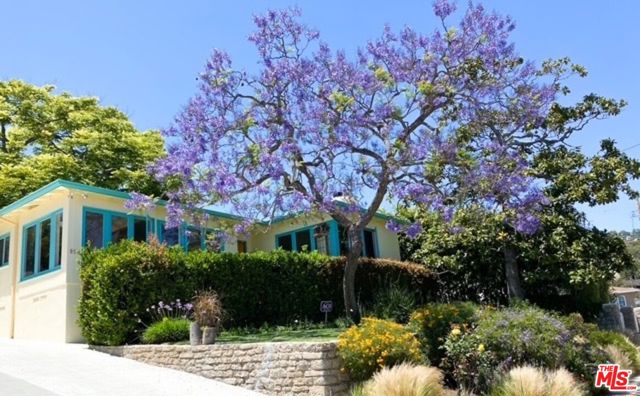 857 Castac Place, Pacific Palisades, CA 90272