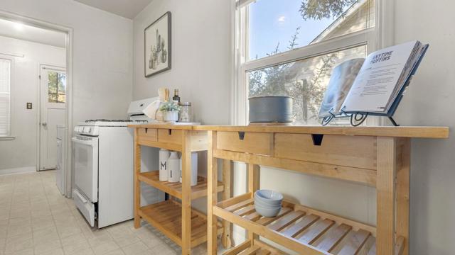 21685 Olive Avenue, Cupertino CA: https://media.crmls.org/mediaz/521d0a81-fbc2-4e94-8ddd-f1fe11130deb.jpg