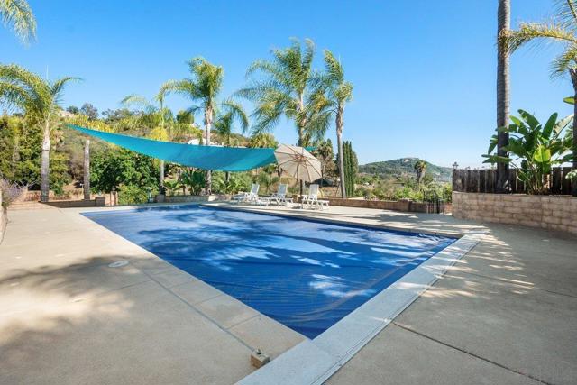 3647 Laketree Dr., Fallbrook CA: https://media.crmls.org/mediaz/521d4d3d-d7f2-493b-a4f2-1b8fce59ba66.jpg