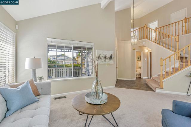 5041 Wagon Wheel, Antioch CA: https://media.crmls.org/mediaz/521d55b0-58dd-42a6-98bd-18be95569c48.jpg