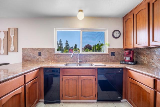 810 W Main Avenue, Morgan Hill CA: https://media.crmls.org/mediaz/521e0a4a-9255-4abf-bfff-3bd42d61499b.jpg