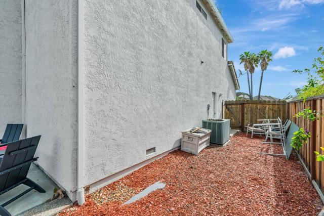 2072 Windward, Discovery Bay CA: https://media.crmls.org/mediaz/521ef35b-ae9a-4665-ab49-b4aff18fd29c.jpg