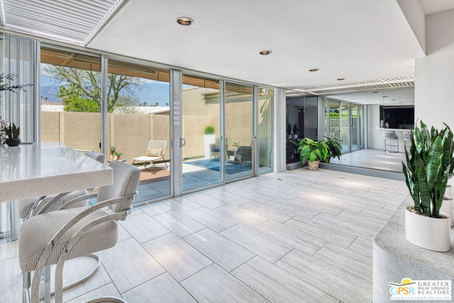 70120 Frank Sinatra Drive, Rancho Mirage CA: https://media.crmls.org/mediaz/52218b74-c96e-4930-9a2d-cee0e9369fb2.jpg