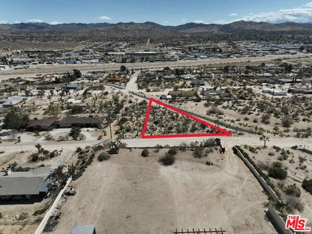 0 Sierra Way, Yucca Valley CA: https://media.crmls.org/mediaz/5222f7e3-f2d5-43d5-be53-033ac6f14a30.jpg