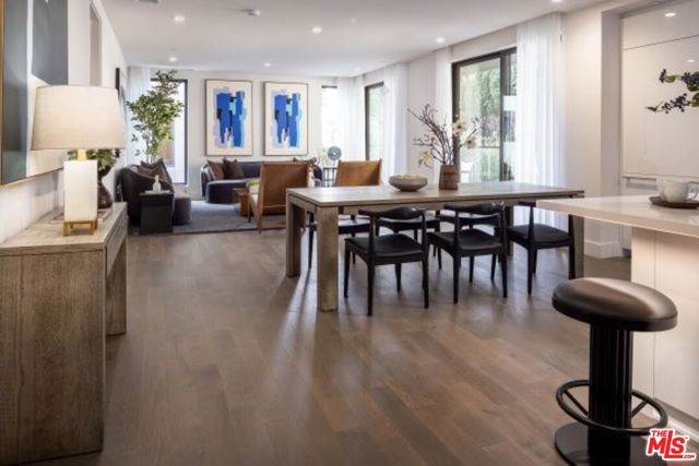 411 S Hamel Road, Los Angeles CA: https://media.crmls.org/mediaz/5222fed1-715c-4def-b57d-924402f96698.jpg