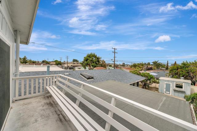 834 Oaklawn Ave A&B, Chula Vista CA: https://media.crmls.org/mediaz/52238dd6-eee7-4383-a471-2ab3dc816ebc.jpg