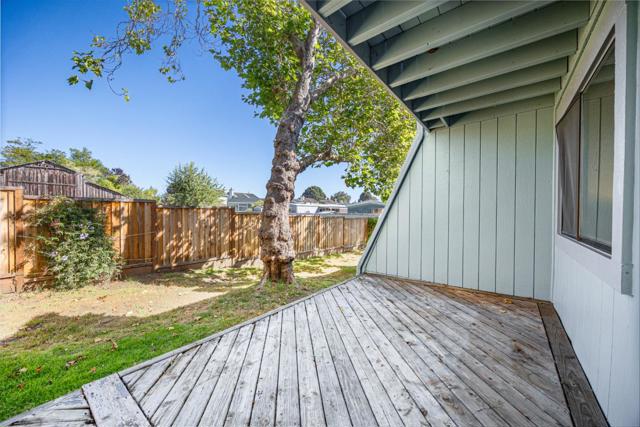 2834 Casa De Vida Drive, Aptos CA: https://media.crmls.org/mediaz/5223dfb5-f87d-4769-bd7d-7b515a6449bf.jpg