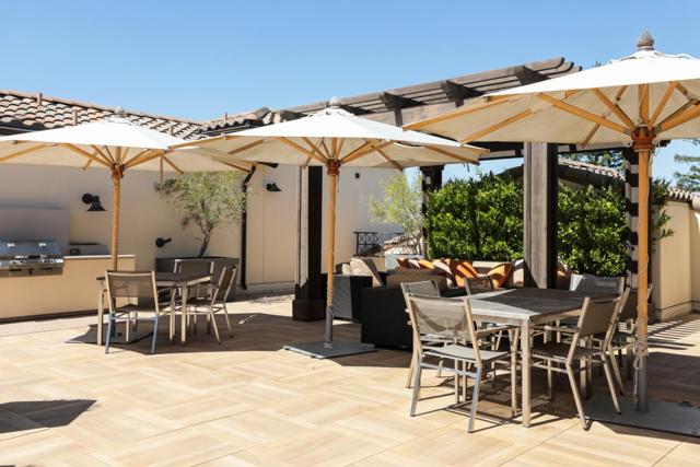 100 1st Street, Los Altos CA: https://media.crmls.org/mediaz/5223f7ac-6979-4d83-aa4f-63935b92e386.jpg