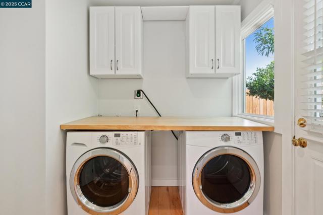 3020 Rose St., Martinez CA: https://media.crmls.org/mediaz/5224b8e7-d3e2-44ed-a507-d2261d8de43f.jpg