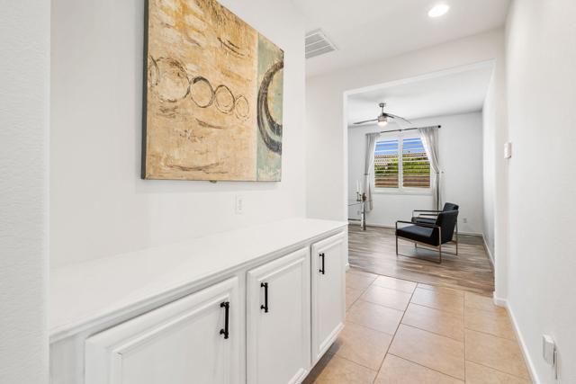 73775 Van Gogh Drive, Palm Desert CA: https://media.crmls.org/mediaz/5225b700-1278-4571-ae98-267d93e8527b.jpg