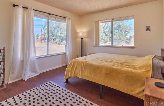 Detail Gallery Image 12 of 24 For 5127 Elata Avenue #1-2,  Yucca Valley,  CA 92284 - 2 Beds | 3 Baths