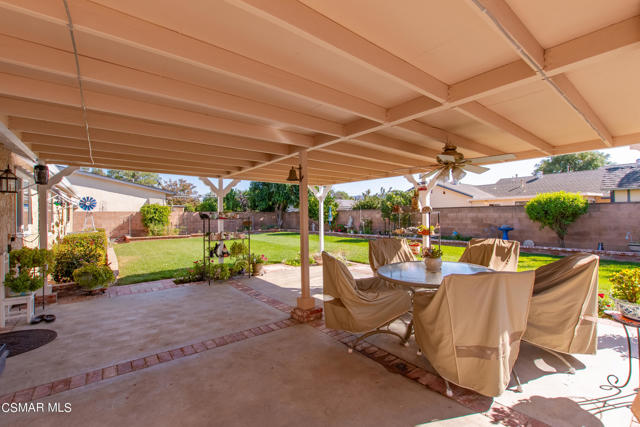 MLS 4962 Beech Ct Simi Valley i backyard