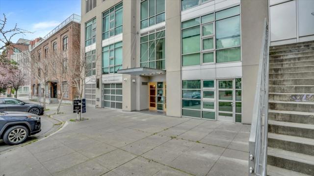 301 Bryant Street, San Francisco CA: https://media.crmls.org/mediaz/5229abec-1f3a-4a54-8a57-e768e85ad767.jpg