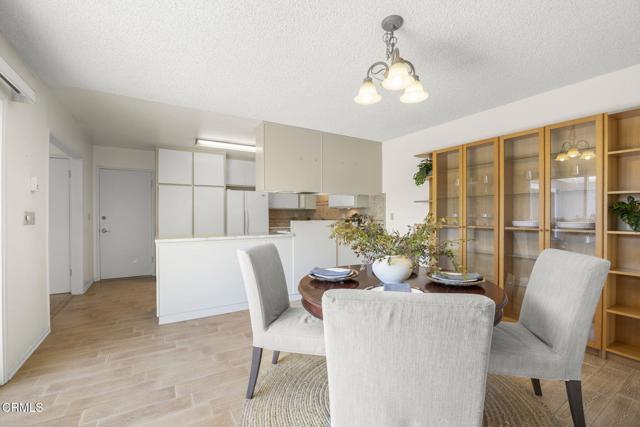 334 E Elfin Green, Port Hueneme CA: https://media.crmls.org/mediaz/522a6c0a-cd57-413e-8a8a-eb91586b13ac.jpg