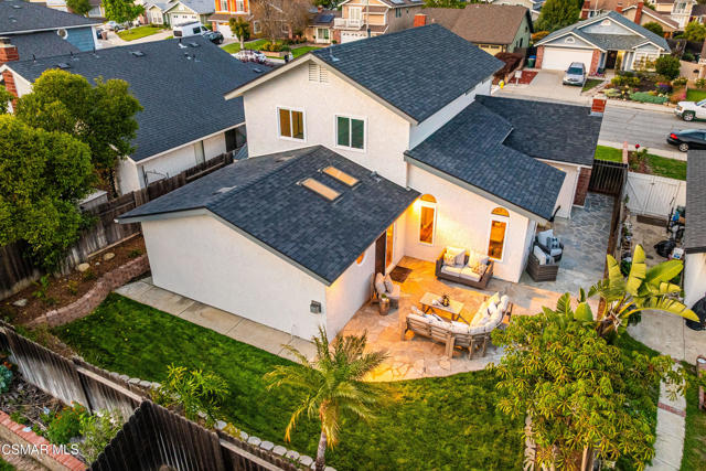 719 Westfield Court, Ventura CA: https://media.crmls.org/mediaz/522a7cff-bb3b-422e-8f23-38cbeb6b6188.jpg