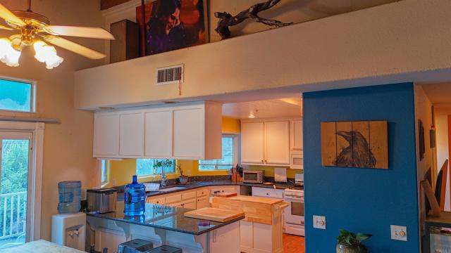 Detail Gallery Image 24 of 59 For 9237 Harmony Grove, Escondido,  CA 92029 - 3 Beds | 2/1 Baths