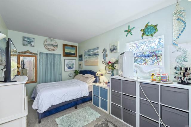 4768 72 Coronado Ave Avenue, San Diego CA: https://media.crmls.org/mediaz/522c21bb-db6c-450a-8014-abbf33cd87d9.jpg