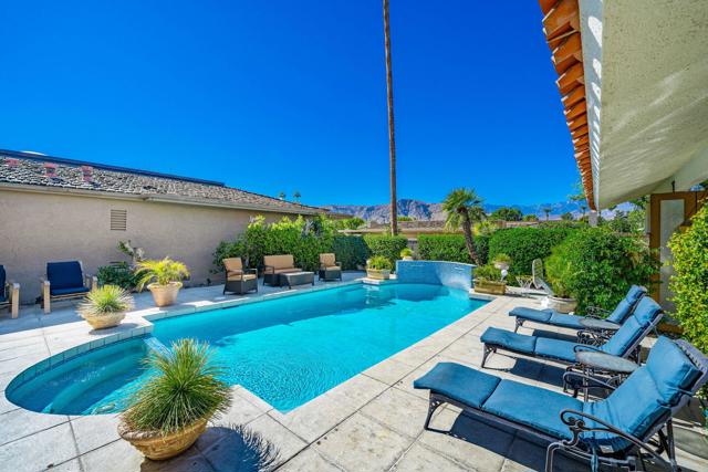 4 Dartmouth Drive, Rancho Mirage CA: https://media.crmls.org/mediaz/522c8f54-0142-4fe2-92aa-f848c35ed25a.jpg