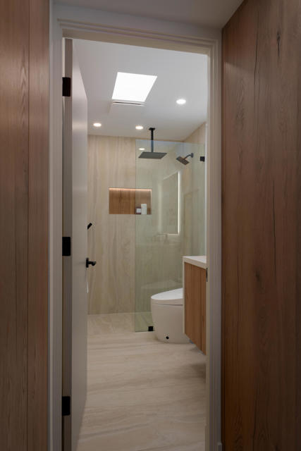 80 Lakeview Drive, Palm Springs CA: https://media.crmls.org/mediaz/522cb38a-7497-453f-b034-1b6cdd28cf30.jpg