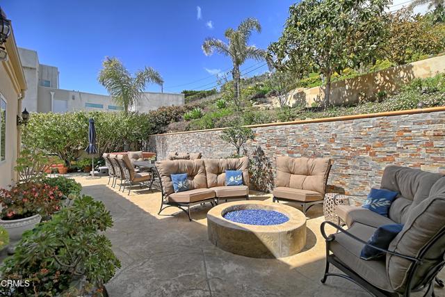 Detail Gallery Image 34 of 46 For 6153 Cobblestone Dr, Ventura,  CA 93003 - 4 Beds | 3/2 Baths